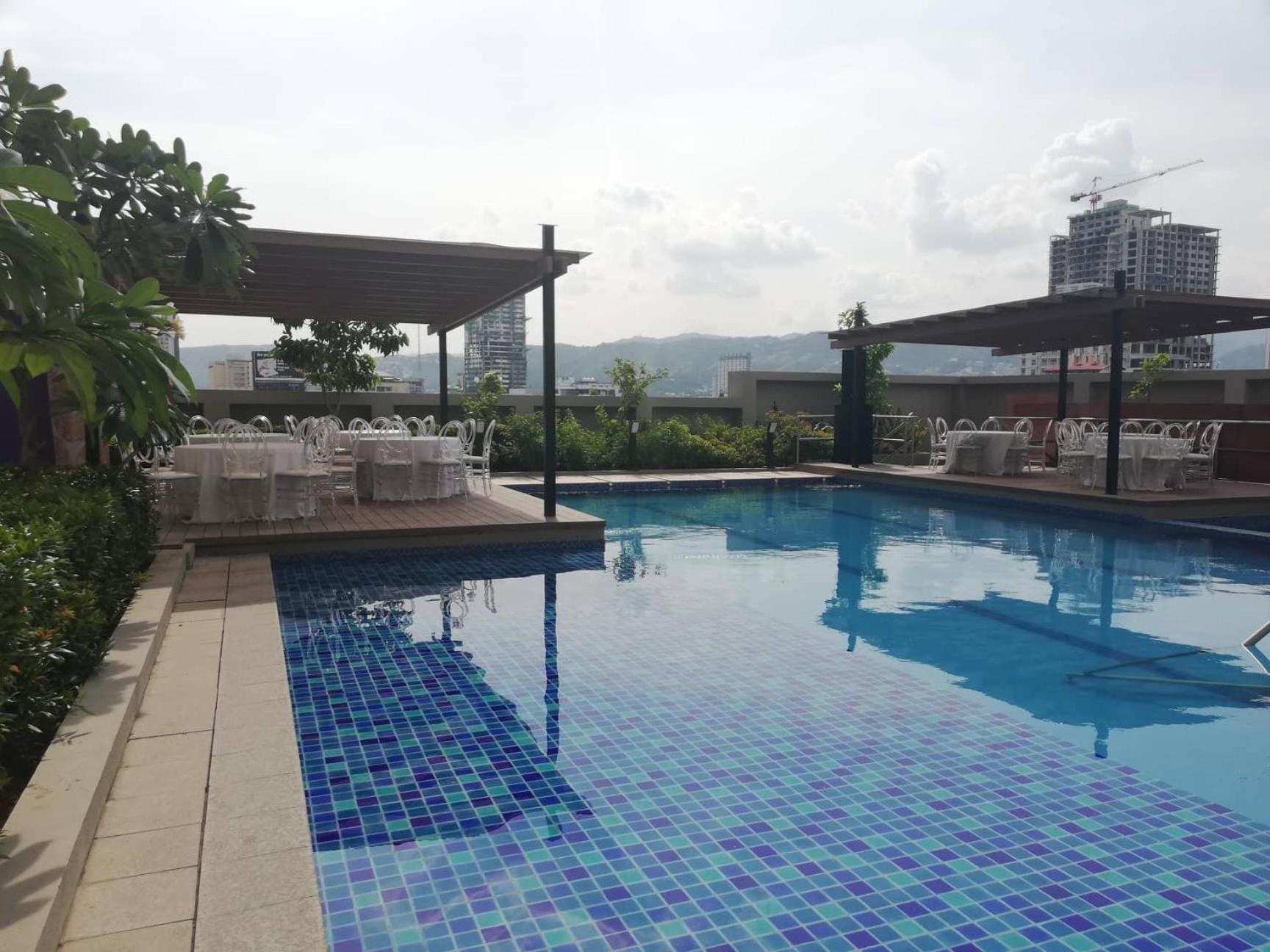 Jdt'S Condo At Horizons 101 Cebu Eksteriør bilde