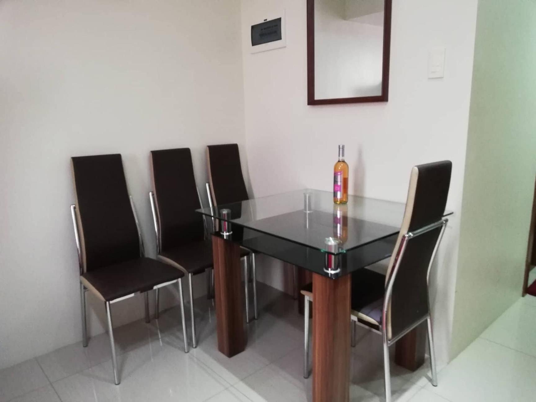 Jdt'S Condo At Horizons 101 Cebu Eksteriør bilde